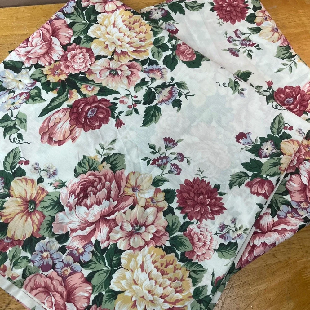 Vtg Floral Chintz Curtain Panels Set of 2 Pink Burgundy Garden 42x84